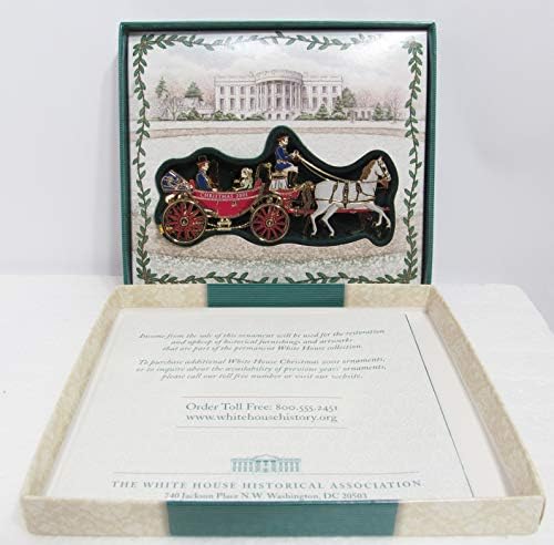 Beyaz Saray Tarihi Derneği 2001 Beyaz Saray Noel Süsü, İlk Aile Arabası Yolculuğu